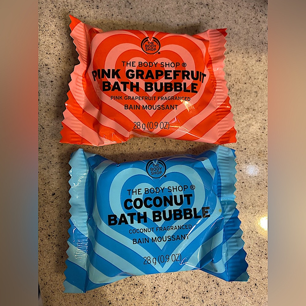 The Body Shop Pink Grapefruit and Coconut Bath Bubble